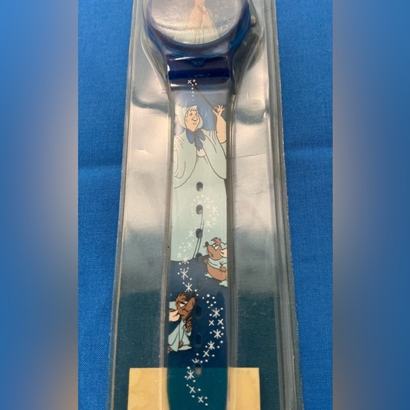 Disney Cinderella Digital Watch Hologram: Dress & Hairstyle Change 1990s NWT NIP - Picture 6 of 8